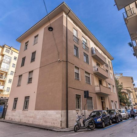 Aweshomeitaly - The Wonder Apartment Pisa Exterior foto